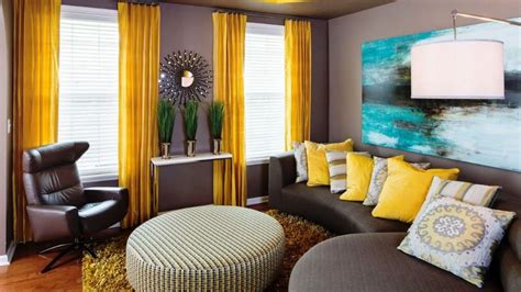 10 Yellow And Grey Room Decoomo