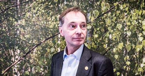 Sammantaget förväntas fondbytena ske om ca 8 veckor. Allras ordförande känner inte till förundersökningen | SvD