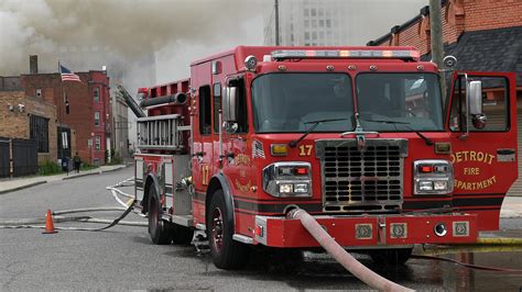 Detroit Fire Kills One Sends Three To Hospital Including A Child