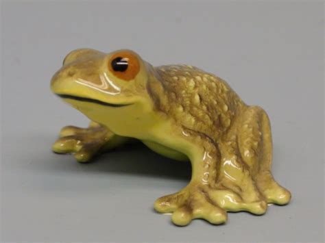 Retired Hagen Renaker Larger Sitting Frog Ebay