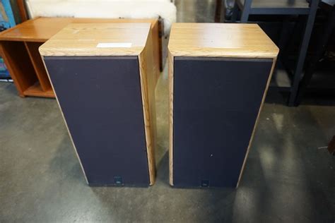 Pair Of Jbl 2800 Speakers Big Valley Auction