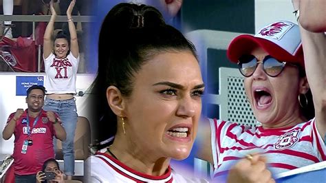 What A Expression Preity Zinta Incomparable Ipl 2020 Youtube