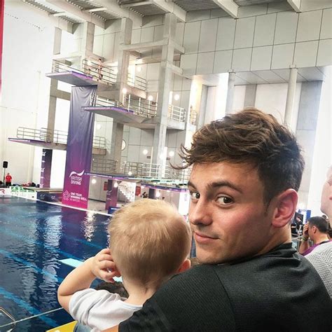 Tom Daley 27 Reunites With His Husband Dustin Lance Black 47 In