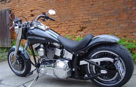Umgebautes Motorrad Harley Davidson Softail Fat Boy Flstf Von Wild East