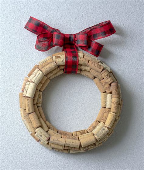 Diy Wine Cork Wreath For Easy Decor Diy Candy