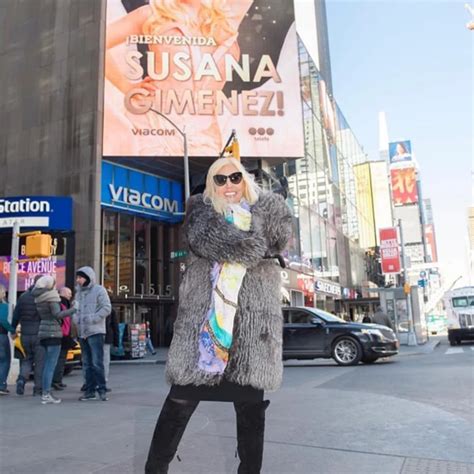 susana giménez estrella en nueva york ¡con un cartel gigante infobae