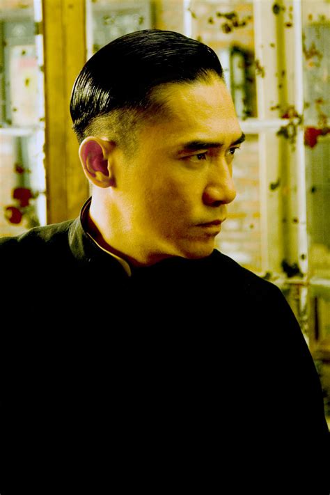 In 1991 he began his professional relationship with director wong kar wai; Tony Leung Chiu Wai foto The grandmaster / 4 de 7