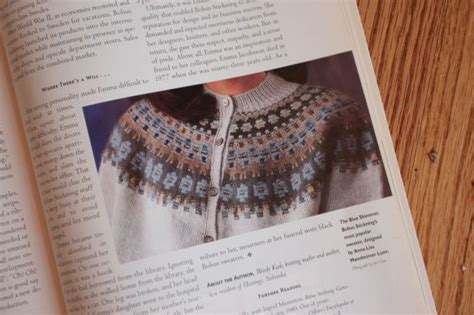 It was established as a cottage industry to provide income for poor families in bohuslän (sweden) during the great depression. Bohus Stickning | Knitting, How to make, Style