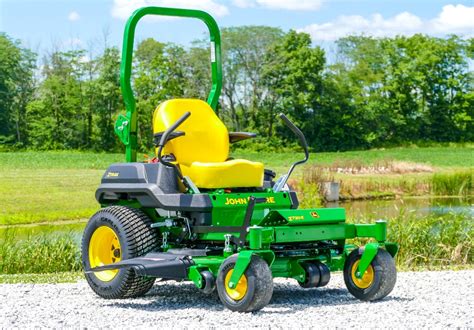 Also, use a charger with an output of 10 amps or less. John Deere Z720E Zero-Turn Lawn Mower Review - Haute Life Hub