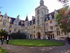 Enjoy your time with beautiful places: Balliol College in Oxford