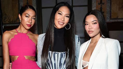 Kimora Lee Simmons Daughters With Russell Simmons Arent Her Only Kids