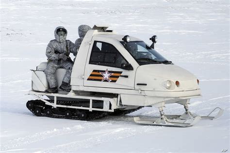 Russian Military Snowmobile Moves On Kotelny Island April 3 2019 [4590 × 3061] R Militaryporn