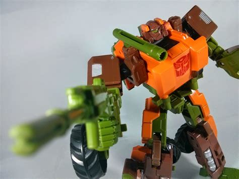 Toybox Soapbox Transformers Generations Roadbuster Review