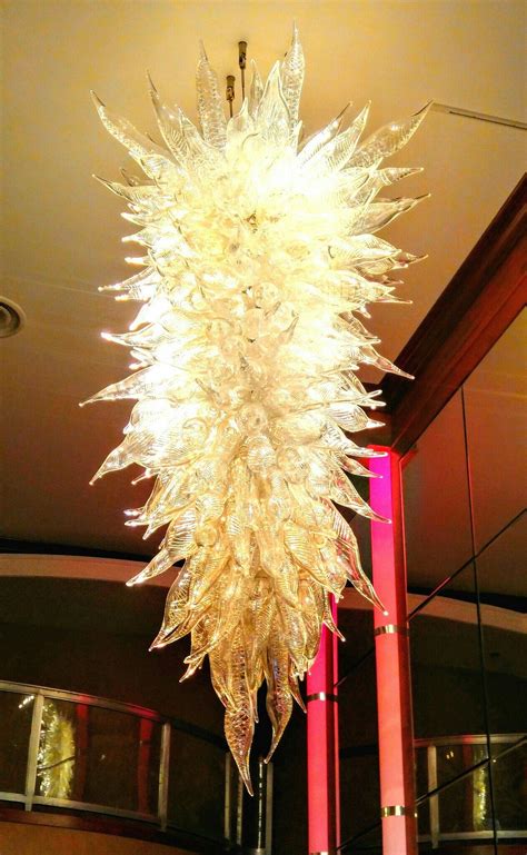Dale Chihuly Chandelier At The Oklaoma City Museum Of Art Glass Art