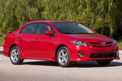 Used 2012 Toyota Corolla Le Sedan Review And Ratings Edmunds