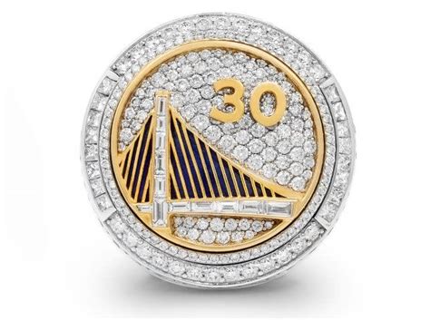 The 2020 nba championship rings that were given to the los angeles lakers are said to be the most while jewelry makers usually have way more time to design nba championship rings, this year was a little different as however, when asked exactly how much they're worth, arasheben. How the Golden State Warriors' Massive NBA Championship ...