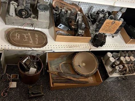 Large Group Of Misc Vintage Radio Parts Clix Auctions Llc