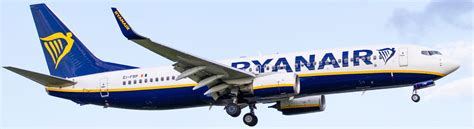 Ryanair ist eine irische billigfluggesellschaft mit sitz in dublin und heimatbasis auf dem flughafen dublin. Handgepäck bei Ryanair: Maße, Kosten, Priority | Update 2020