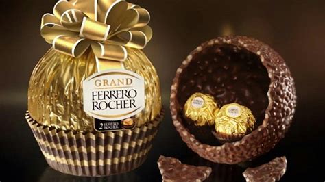 These Grand Ferrero Rocher Valentines Day Chocolates Are The Cutest 2