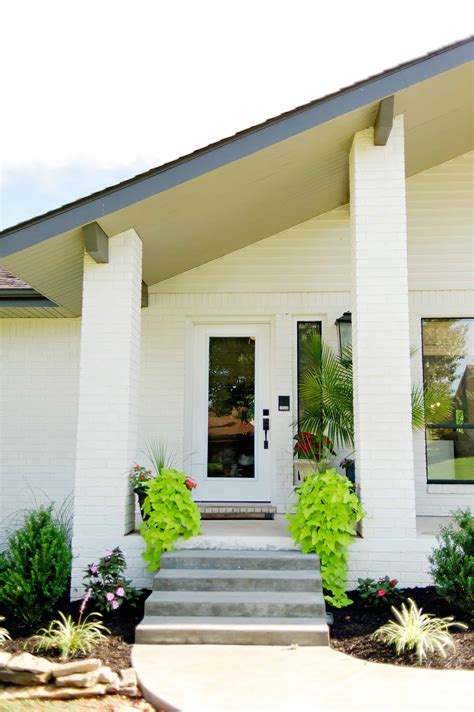 Summary there are endless factors when considering the cost of house painting, but the most important are: Beautifully renovated painted brick house - Painted by ...