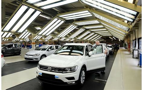 Volkswagen Konzern Erzielt Unerwartet Hohen Gewinn