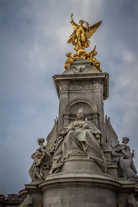 Statue Of Victory On The Queen Victoria Memorial Photograph By Mina Fouad
