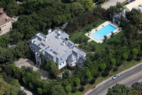 File Photo The Beverly Hills Mansion Where Michael Jackson Died