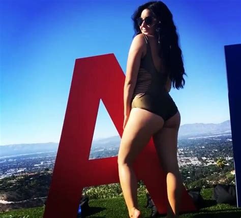 How Would You Get Ariel Winter Pregnant Porn GIF Mp X