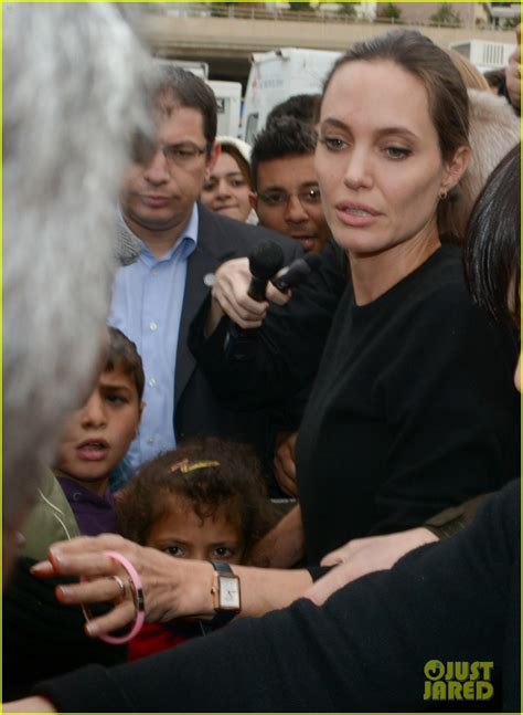 Photo Angelina Jolie Greece Refugee Camp 24 Photo 3607009 Just