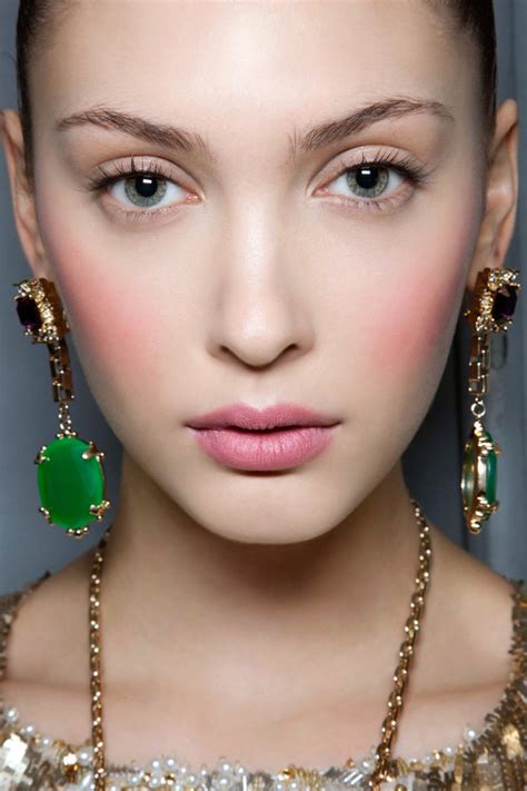 Fall 2012 Hair And Makeup Trends New Hairstyles And