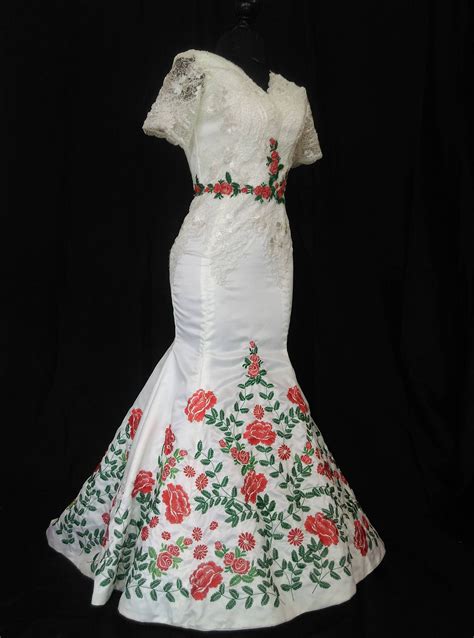 Mexican Wedding Dress Vestido Mexicano Bordado Floral V Neck Special