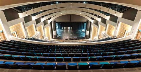 Marina Bay Sands Theatre Reopens With Singaporean Music Sensations