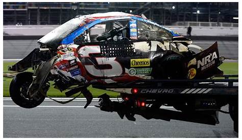 Crash at NASCAR Daytona - CNN