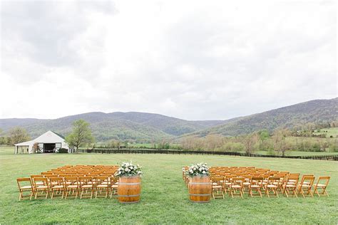 Virginia Vineyard Wedding In The Blue Ridge Mountains Hill City Bride