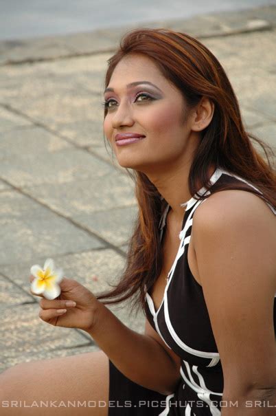 Girls Upeksha Swarnamali Hot And Sexy Unseen Photo