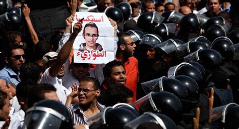 Facebook And Youtube Fuel The Egyptian Protests The New York Times