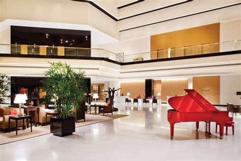 The Oberoi Group Reopen Their Luxurious Mumbai Hotel Architectural