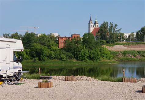 Wohnmobilstellplatz Am Winterhafen Magdeburg In Magdeburg Promobil