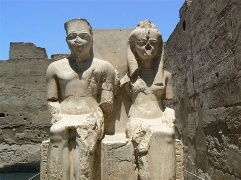 King Tutankhamun And His Bride Ankhsenamun Tutankhamun And Flickr