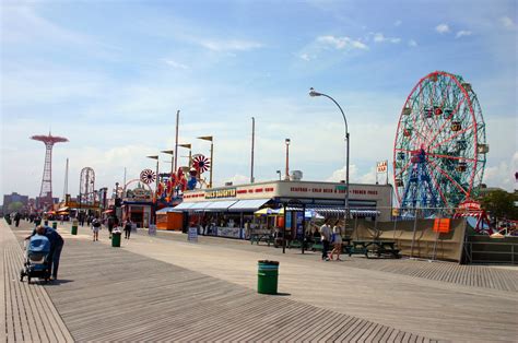 Coney Island Plage Et Parc Dattractions à New York