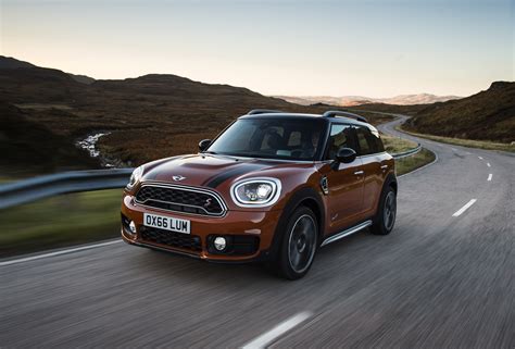 Video Carbuyer Drives New Mini Countryman