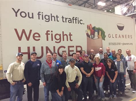 Volunteers Help Indiana Food Bank