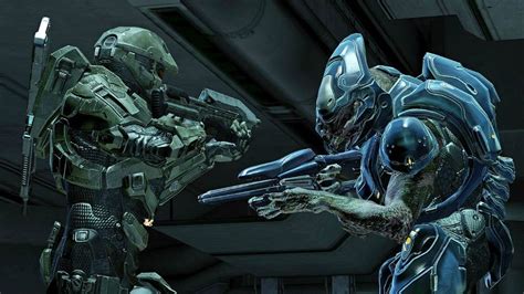 The Good The Bad And The Insulting Halo 4 Xbox Video Game Review