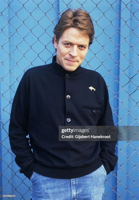 Robert Palmer Poses For A Portrait Session In 1977 In Utrecht News