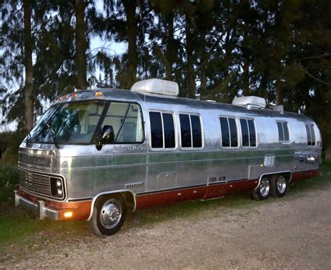 1986 Airstream 345 Classic Motorhome Restored Loaded Vintage Airbnb No
