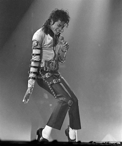Michael In Concert Michael Jackson Concerts Photo 13485263 Fanpop