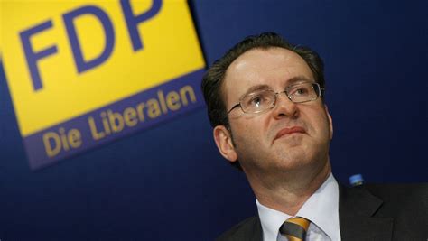 Hintergrund ist, dass er eine regierungsbeteiligung der grünen verhindern will. Lammert erteilt Rüge: FDP-Politiker beleidigt Gysi - n-tv.de