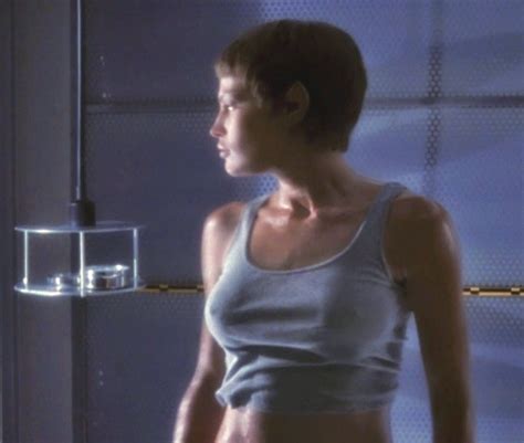 Jolene Blalock As Sub Commander Tpol In Star Trek Enterprise Broken Bow 2001 In 2022