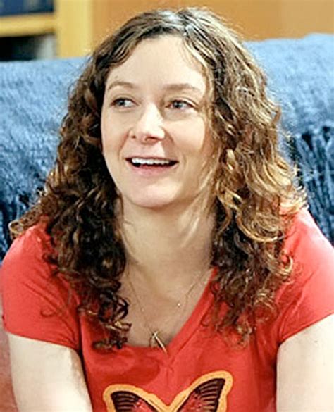 Leslie Winkle Big Bang Theory Sara Gilbert Character Profile
