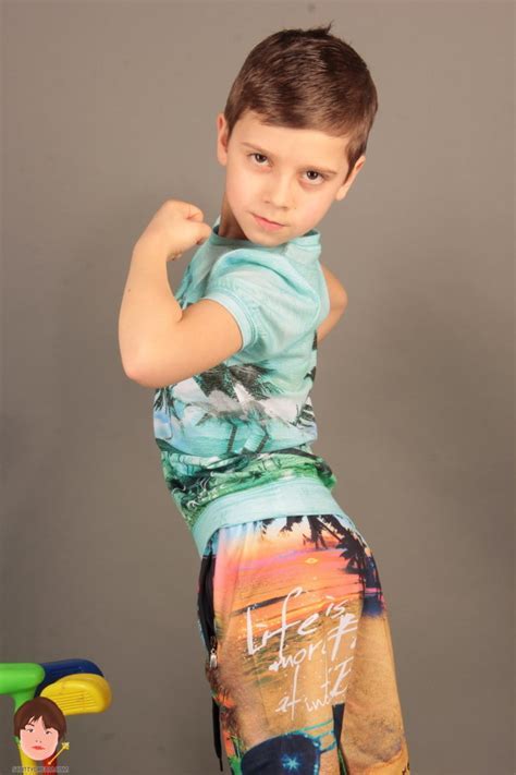 Model Boy Newstar Sonny Sets Foto